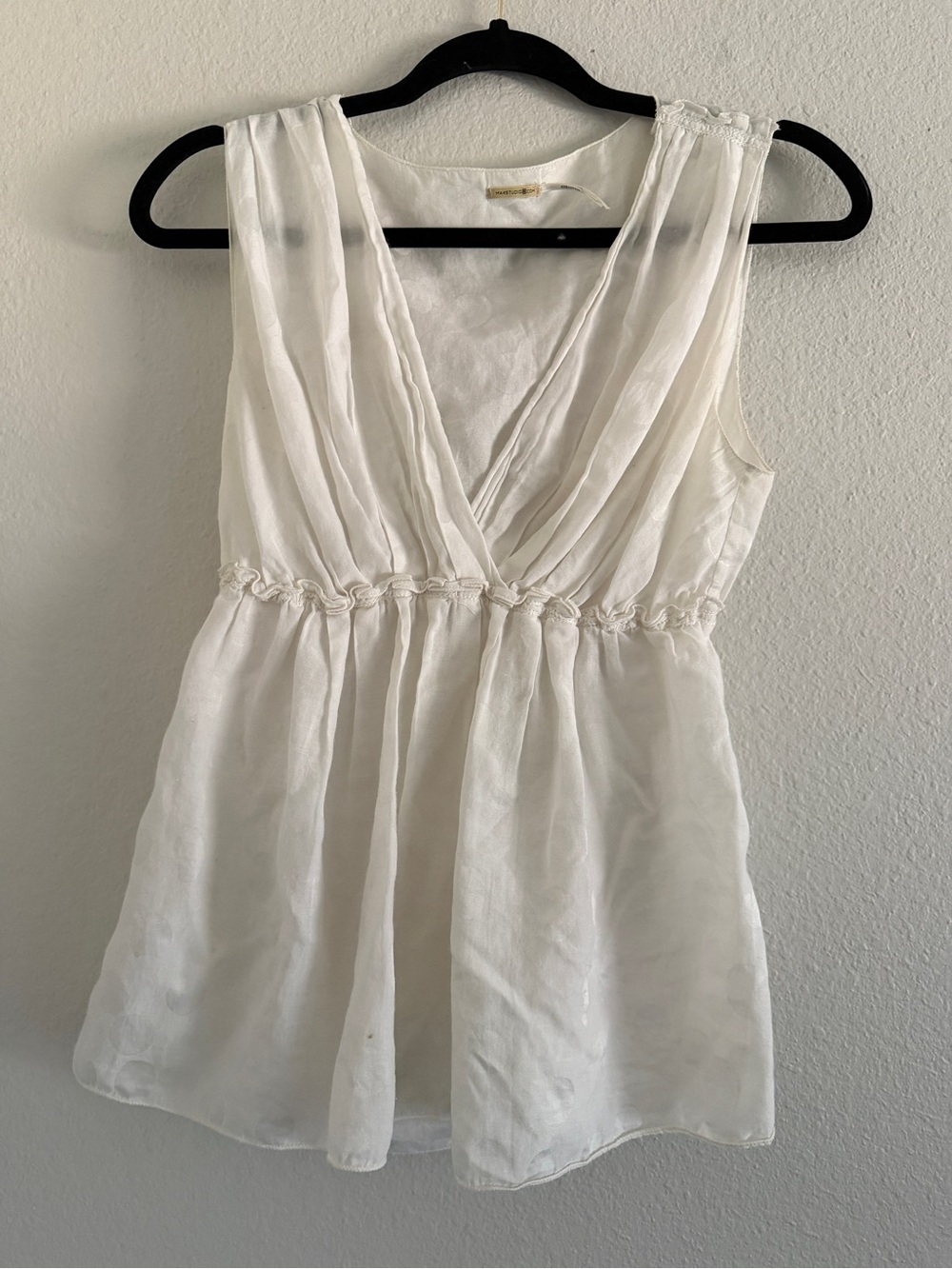 Vintage Max Studio White V-Neck Tank Top Y2K Babydoll Blouse Cotton Silk